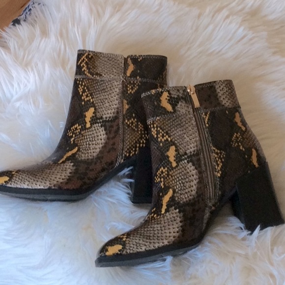 🎉Host Pick🎉Franco Sarto Generous Bootie - Picture 5 of 10